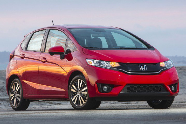 HondaFit201521 81db Đánh giá chi tiết xe Honda Fit 2015: Mạnh mẽ, linh hoạt