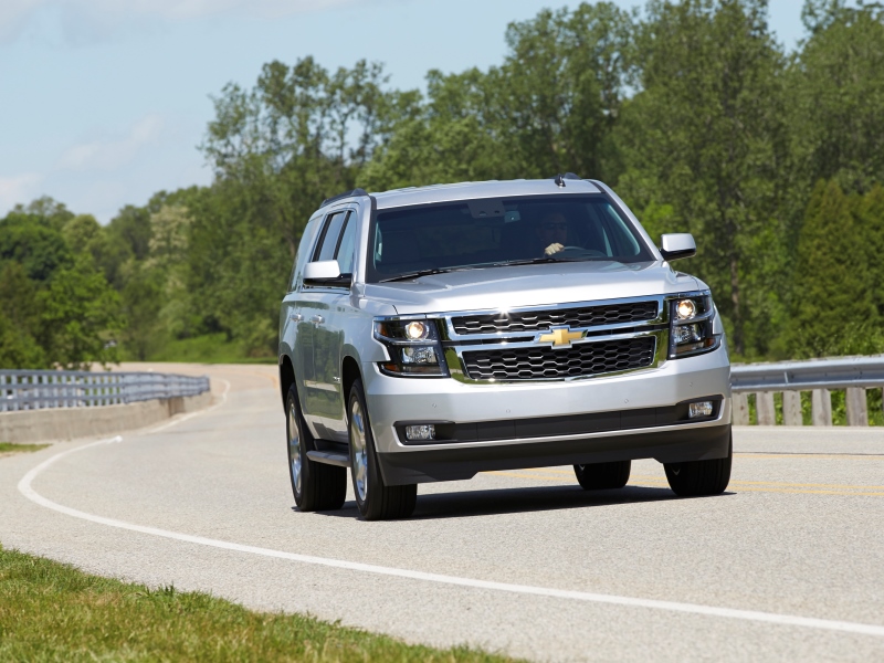 Chevrolet Tahoe 2015 sử dụng động cơ V8 có khả năng tiết kiệm nhiên liệu Chevrolet Tahoe 2015 sử dụng động cơ V8 có khả năng tiết kiệm nhiên liệu.
