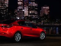 Đánh giá xe Mazda 3 2016 phần đuôi xe 2
