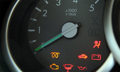 khởi động ô tô vào sáng sớm