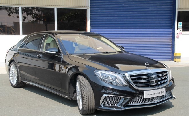 Mercedes S65 AMG đảm bảo được vấn đề sức mạnh và sự sang trọng mà các mẫu xe thể thao khác không có Mercedes S65 AMG đảm bảo được vấn đề sức mạnh và sự sang trọng mà các mẫu xe thể thao khác không có.