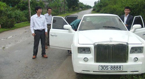 Bất ngờ trước Rolls Royce made-in-Vietnam chỉ 200 triệu đồng 3