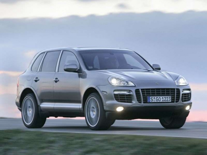 Điểm danh những mẫu SUV chạy hệ dẫn động AWD tốt nhất 7