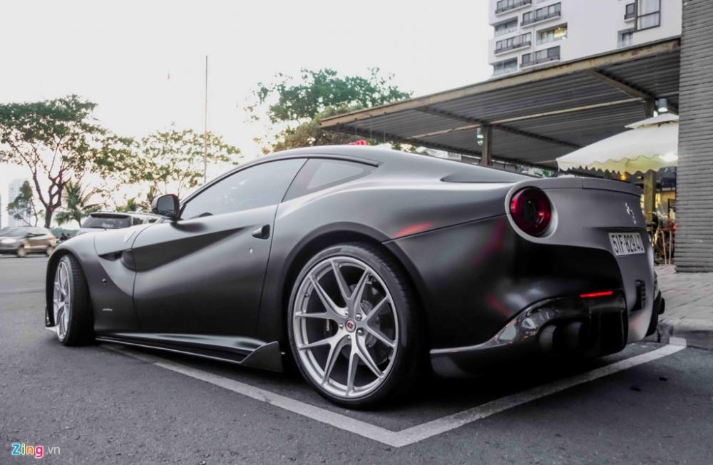 Đuôi xe Ferrari F12. Đuôi xe Ferrari F12