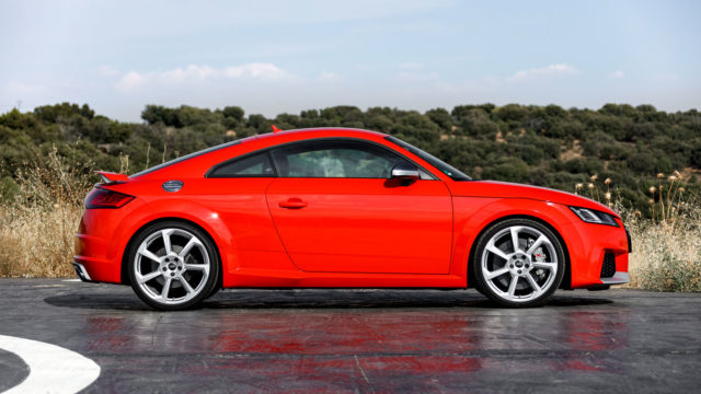 Đánh giá xe Audi TT 2017: Thân xe Đánh giá xe Audi TT 2017: Thân xe.