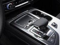 Đánh giá xe Audi Q7 2016: Cần số.