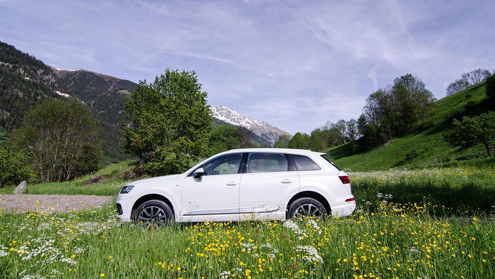 Đánh giá xe Audi Q7 2016: Thân xe.