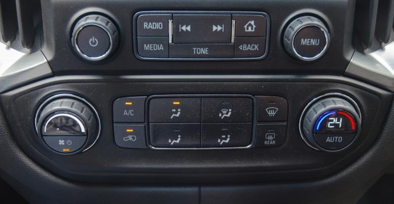 Đánh giá xe Chevrolet Colorado 2017 về hệ thống điều hòa 1