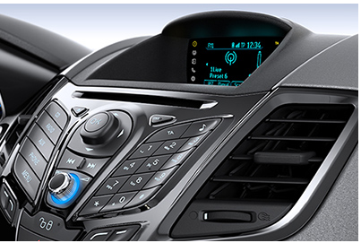 Đánh giá xe Ford Fiesta 2016: Thiết kế hệ thống thông tin giải trí 1