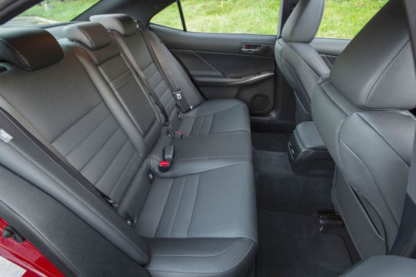 Đánh giá xe Lexus IS 2016: Không gian hàng ghế sau rộng rãi, thoải mái Đánh giá xe Lexus IS 2016: Không gian hàng ghế sau rộng rãi, thoải mái .