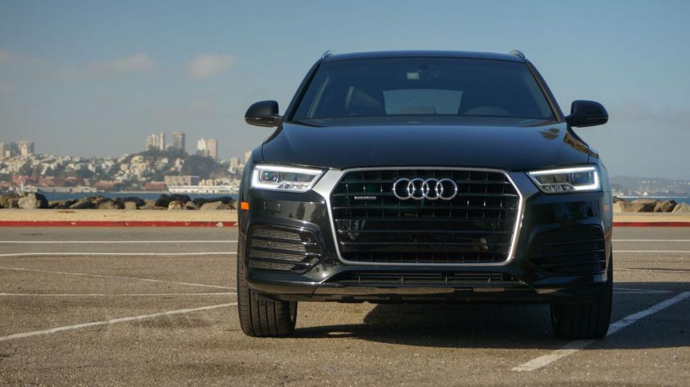 Đánh giá xe Audi Q3 2016: Đầu xe Đánh giá xe Audi Q3 2016: Đầu xe