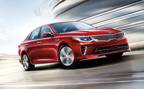 Đánh giá xe Kia Optima 2017: Cho cảm giác lái thoải mái hơn.