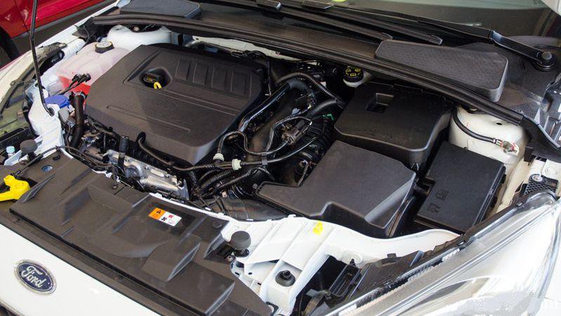 Động cơ Ecoboost 1.5L GTDi được trang bị trên tất cả các phiên bản Ford Focus 2017 1