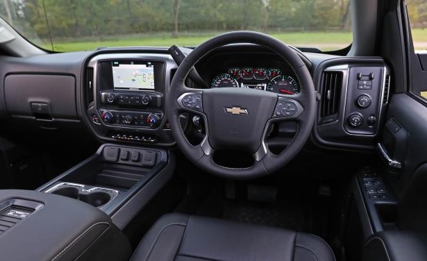 Chevrolet Silverado 1500 2017 sở hữu nội thất rộng rãi, tiện nghi làm từ vật liệu cao cấp Chevrolet Silverado 1500 2017 sở hữu nội thất rộng rãi, tiện nghi làm từ vật liệu cao cấp 1