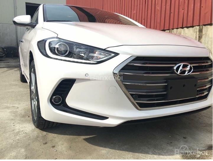 Hyundai Long Biên-Hyundai Elantra 2018, giá tốt nhất thị trường, KM lớn, hỗ trợ trả góp 90%, LS thấp: 0913311913-0 Hyundai Long Biên-Hyundai Elantra 2018, giá tốt nhất thị trường, KM lớn, hỗ trợ trả góp 90%, LS thấp: 0913311913-0