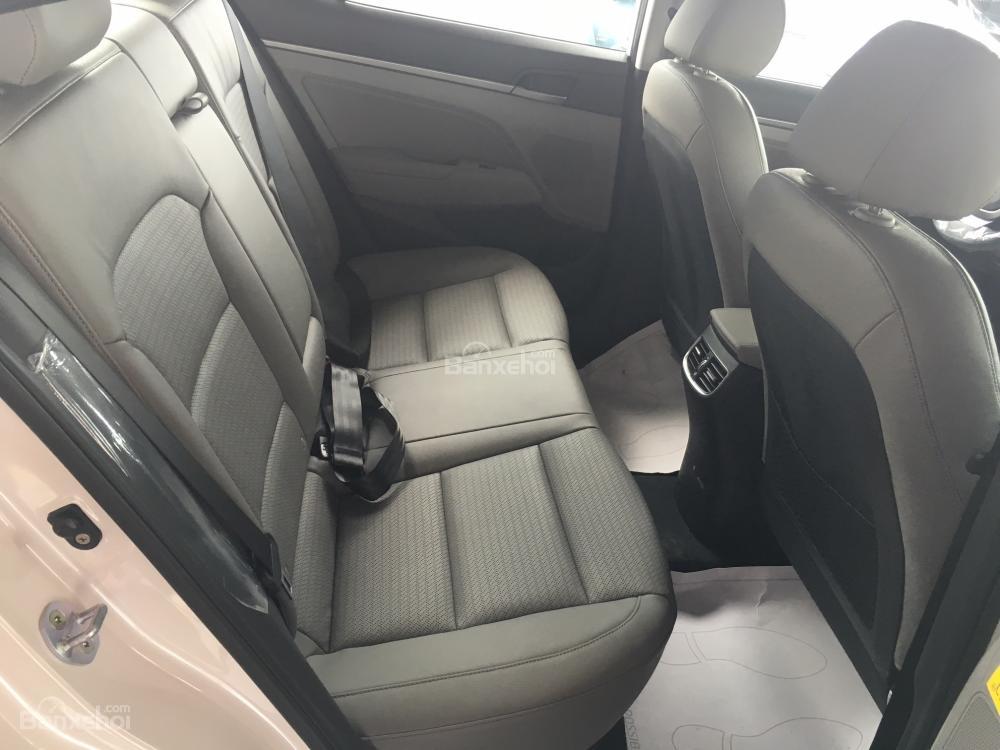 Hyundai Long Biên-Hyundai Elantra 2018, giá tốt nhất thị trường, KM lớn, hỗ trợ trả góp 90%, LS thấp: 0913311913-5 Hyundai Long Biên-Hyundai Elantra 2018, giá tốt nhất thị trường, KM lớn, hỗ trợ trả góp 90%, LS thấp: 0913311913-5