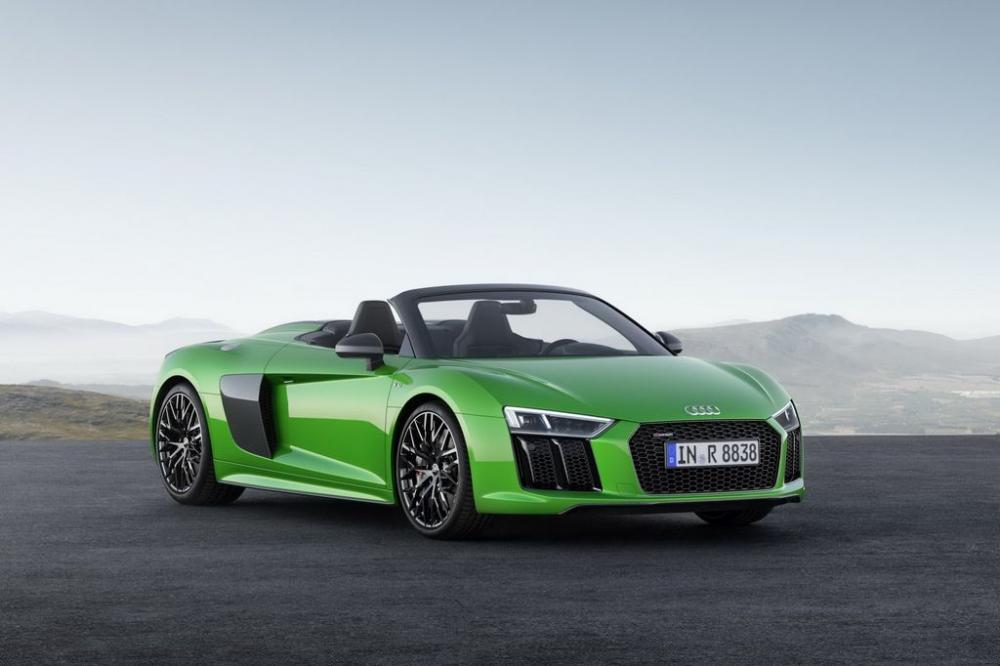 Audi R8 V10 Plus Spyder da ra mat