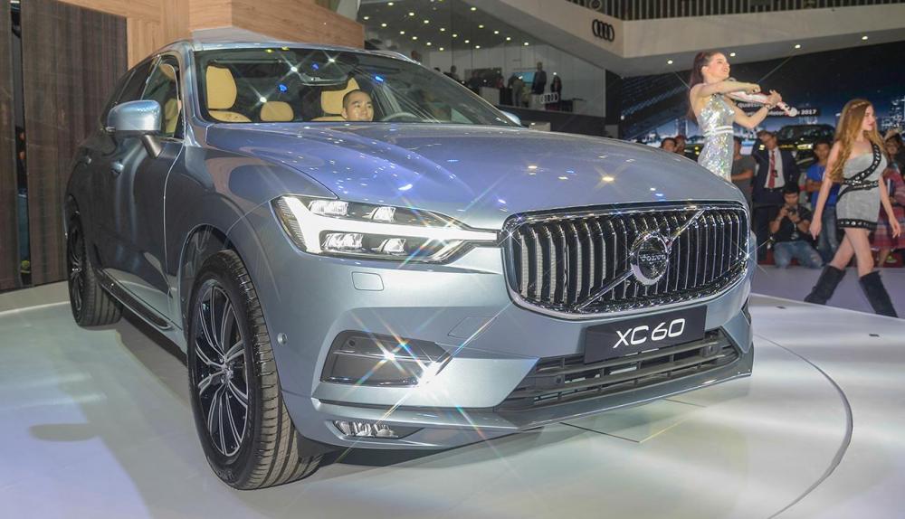 "SUV an toàn hoàn hảo" Volvo XC60 2018 cập bến VIMS 2017 2 http://xe1s.com/danh-gia-nhanh-volvo-xc60-2018-ra-mat-chot-ban-tai-viet-nam/