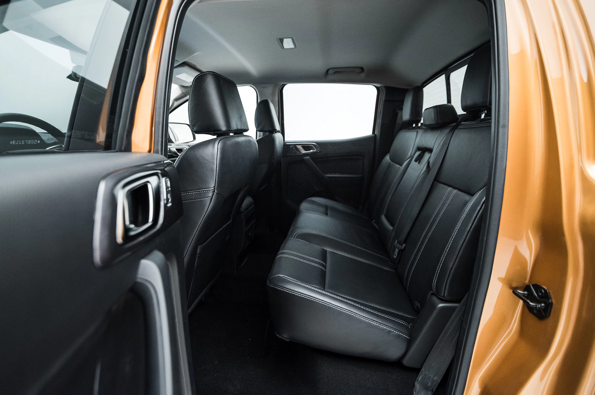 Đánh giá xe Ford Ranger 2019-2020 thế hệ mới nhất 24 Đánh giá xe Ford Ranger 2019-2020 thế hệ mới nhất a24