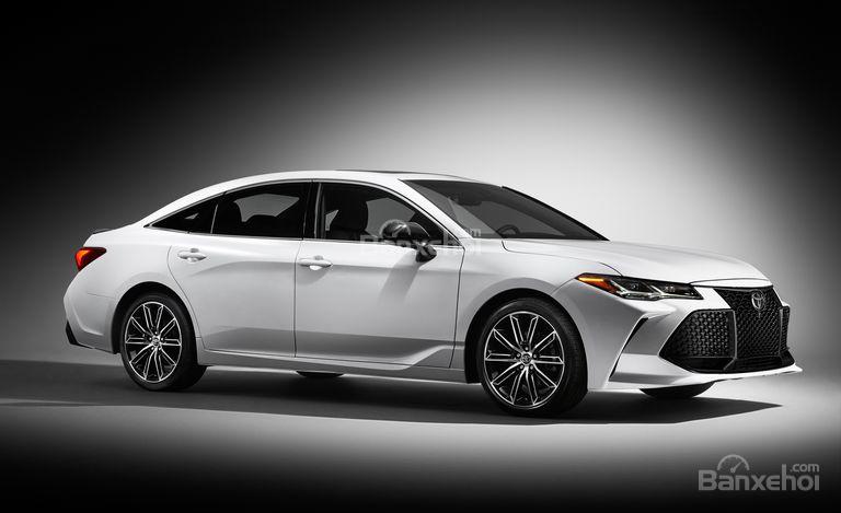 Đánh giá xe Toyota Avalon 2019: Mức tiêu hao nhiên liệu chưa công bố Đánh giá xe Toyota Avalon 2019: Mức tiêu hao nhiên liệu chưa công bố.