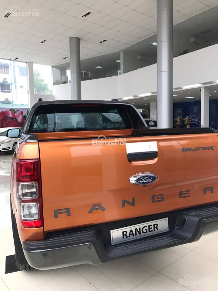 Ford Ranger 2018 ưu đãi khủng lên đến 80 triệu giao xe ngay, vay trả góp 90%, lãi suất cố định 0,6%/tháng: 0979572297-7 Ford Ranger 2018 ưu đãi khủng lên đến 80 triệu giao xe ngay, vay trả góp 90%, lãi suất cố định 0,6%/tháng: 0979572297-7