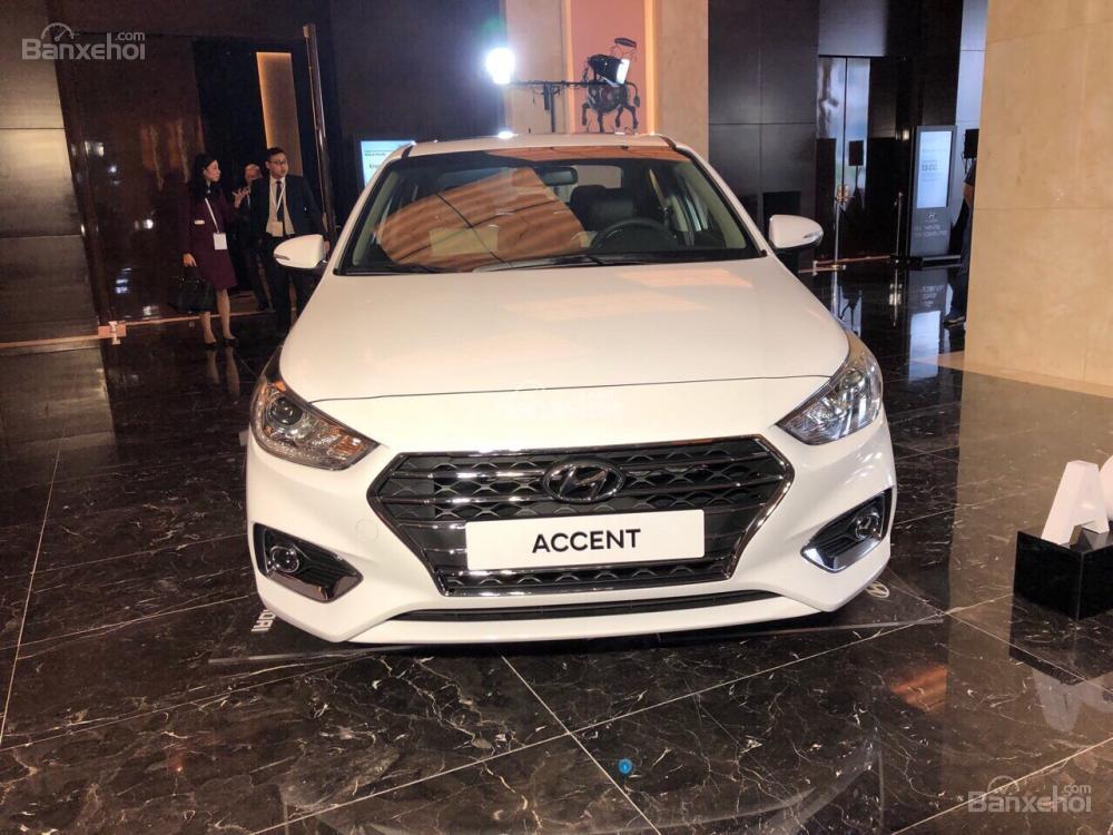 Hyundai Trường Chinh - bán Hyundai Accent 2018, hỗ trợ trả góp lãi suất thấp. Giao xe tháng 5. Liên hệ: 0938.878.099-1 Hyundai Trường Chinh - bán Hyundai Accent 2018, hỗ trợ trả góp lãi suất thấp. Giao xe tháng 5. Liên hệ: 0938.878.099-1