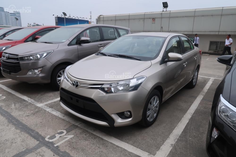 Bán xe Vios E 2018, màu nâu, tháng 7/2018, tặng BH / DVD, camera-2 Bán xe Vios E 2018, màu nâu, tháng 7/2018, tặng BH / DVD, camera-2