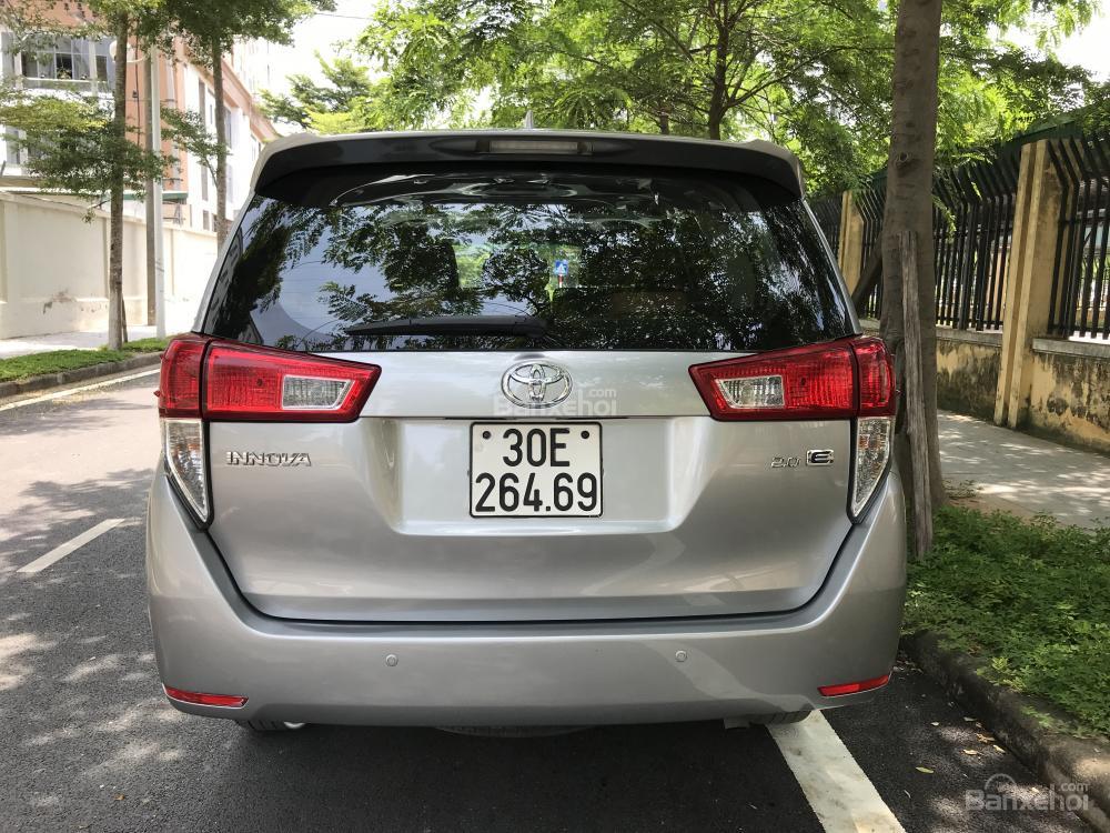 Xe Innova E model 2017 mầu bạc số sàn 2.0-3 Xe Innova E model 2017 mầu bạc số sàn 2.0-3