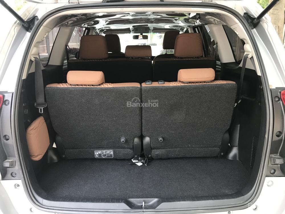 Xe Innova E model 2017 mầu bạc số sàn 2.0-7 Xe Innova E model 2017 mầu bạc số sàn 2.0-7