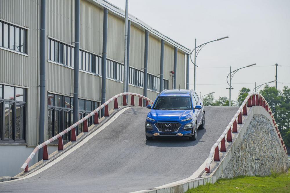 Hyundai Kona 2019 giá bao nhiêu tại Việt Nam? a5