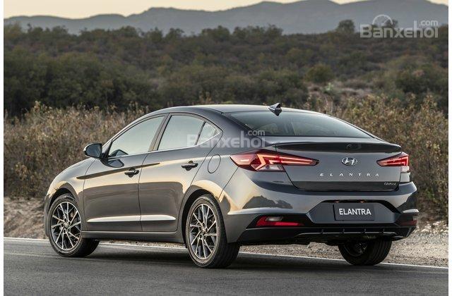 23. Hyundai Elantra Eco 2019 Hyundai Elantra Eco 2019..