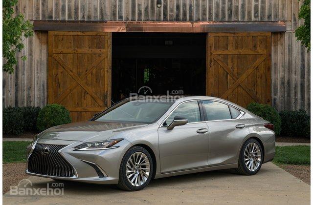 16. Lexus ES 300h 2019 16. Lexus ES 300h 2019.