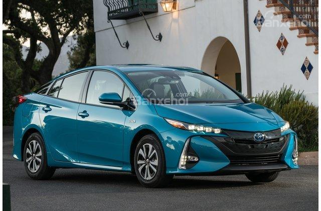1. Toyota Prius Prime 2019 1. Toyota Prius Prime 2019.