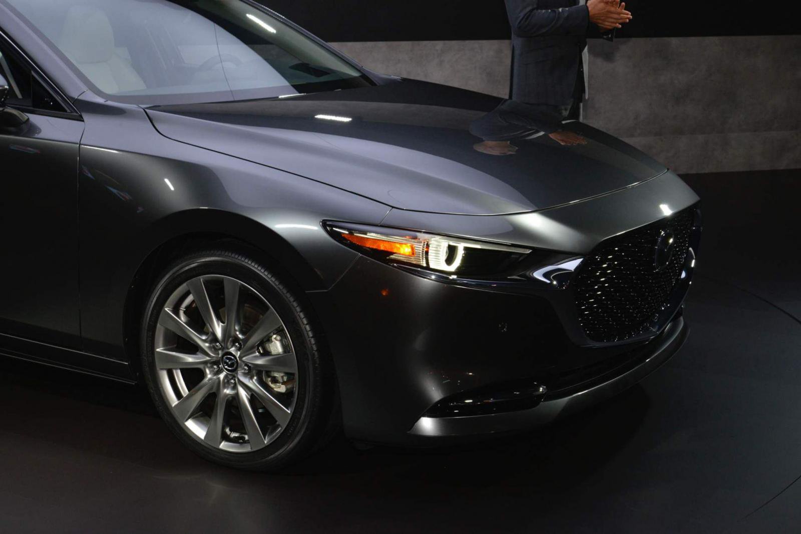 Mazda3 thế hệ mới công bố giá tại thị trường Mỹ, thêm tùy chọn hệ dẫn động AWD a13