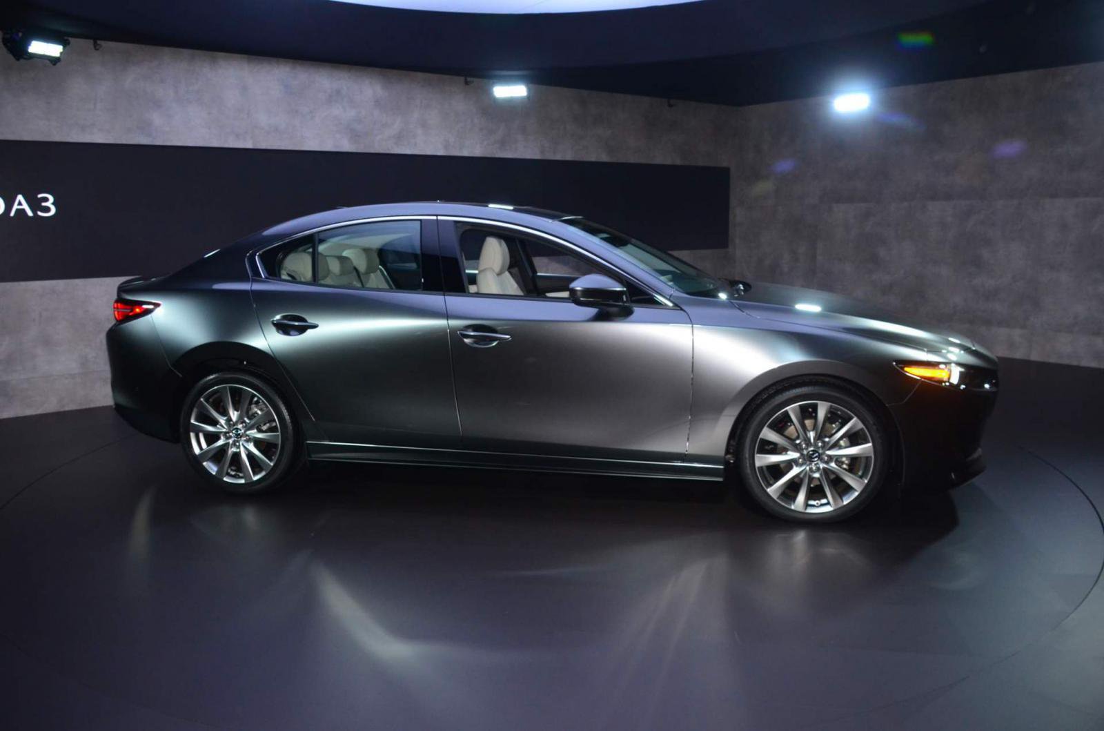 Mazda3 thế hệ mới công bố giá tại thị trường Mỹ, thêm tùy chọn hệ dẫn động AWD a15