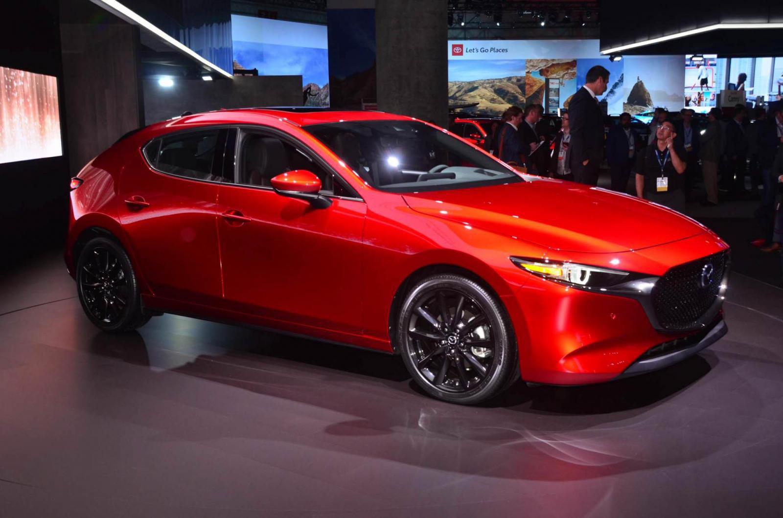 Mazda3 thế hệ mới công bố giá tại thị trường Mỹ, thêm tùy chọn hệ dẫn động AWD a8