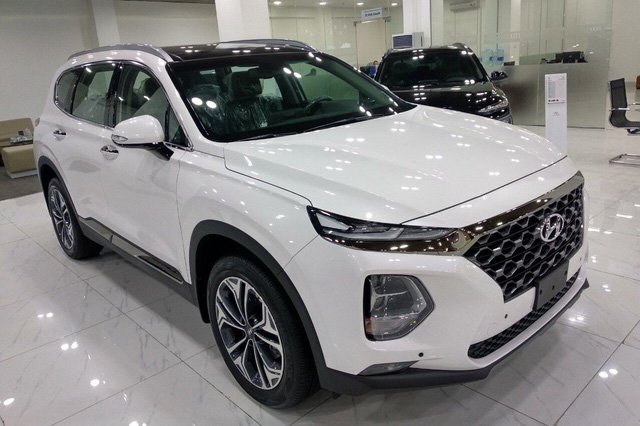 Hyundai Sante Fe giảm giá bán sau Tết 2019 a1