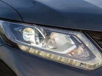 Đánh giá xe Nissan X-Trail 2016 có đèn pha Halogen (bản full sử dụng đèn LED).