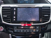 Đánh giá xe Honda Accord 2017: đánh giá màn hình cảm ứng f242