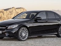 Mercedes-AMG C43.