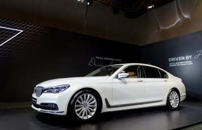 BMW 7-Series BMW 7-Series .