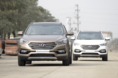 Giá xe Hyundai Santa Fe mới cập nhật tháng 1/2018 2 Giá xe Hyundai Santa Fe mới cập nhật tháng 1/2018 a2