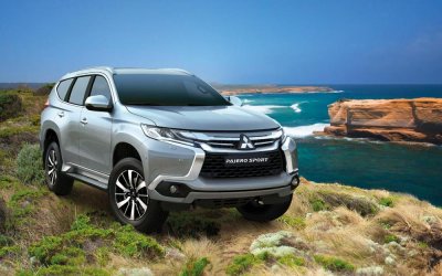 Giá xe Mitsubishi Pajero Sport mới nhất tháng 12/2018 Giá xe Mitsubishi Pajero Sport mới nhất tháng 12/2018.