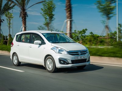 Giá xe Suzuki Ertiga tháng 12/2018 Giá xe Suzuki Ertiga tháng 12/2018.