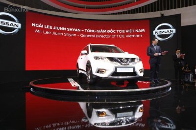 Giá xe Nissan X-Trail tháng 12/2018 Giá xe Nissan X-Trail tháng 12/2018.